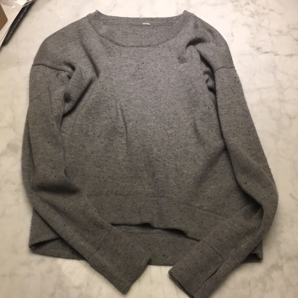 Lululemon sz 4 hi low crop sweater in blue Heather